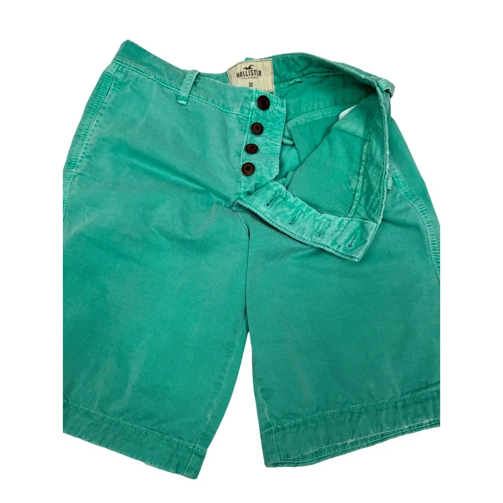 Hollister california men